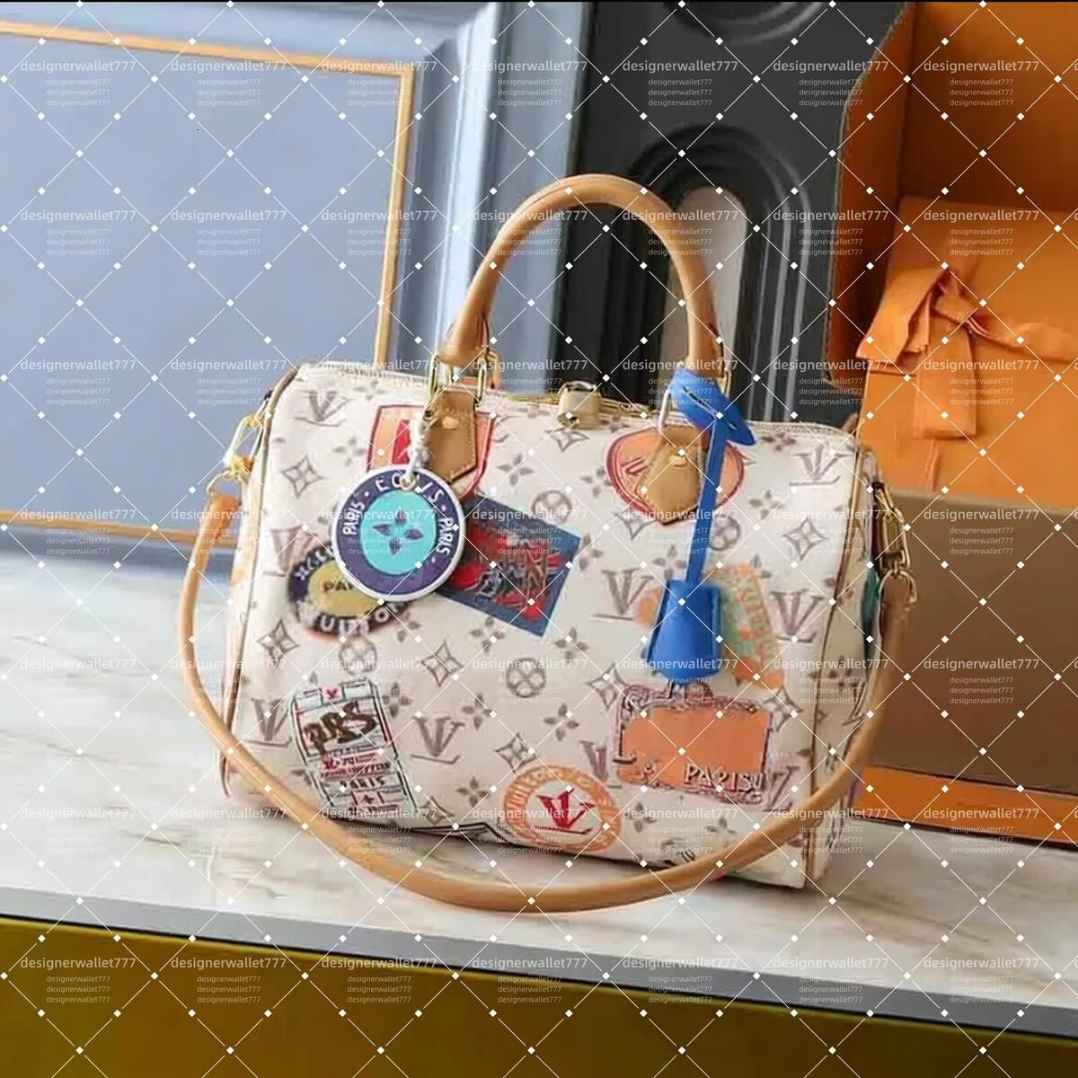 Luxury Women's Designer Tote Bag with Metal Plate and Chain Detail - 10A TOP Soft 30 Lucky Teddy P9 Travel Handbag with Wallet and Mirror